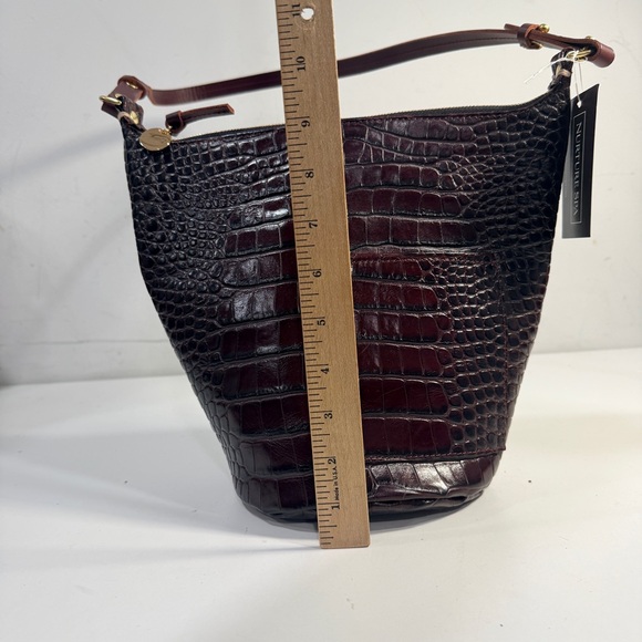 Clare V. Petite Jeanne in Bordeaux Autumn Croco Bucket Bag Embossed Leather - Picture 11 of 13